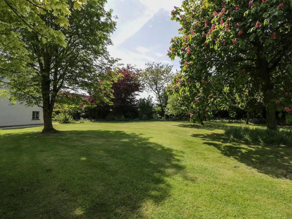 Manor Farm House Villa Bristol